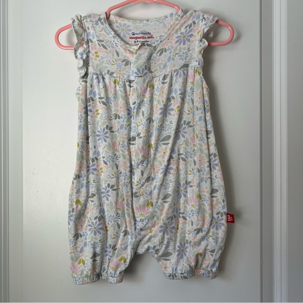 Magnetic Me Floral Ruffle Sleeveless Romper size 6-9 months